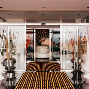Art (adults Only) Hotel